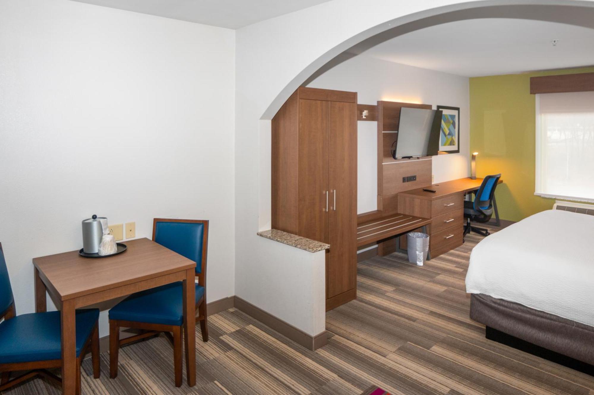 Holiday Inn Express And Suites Stroudsburg-Poconos By Ihg מראה חיצוני תמונה