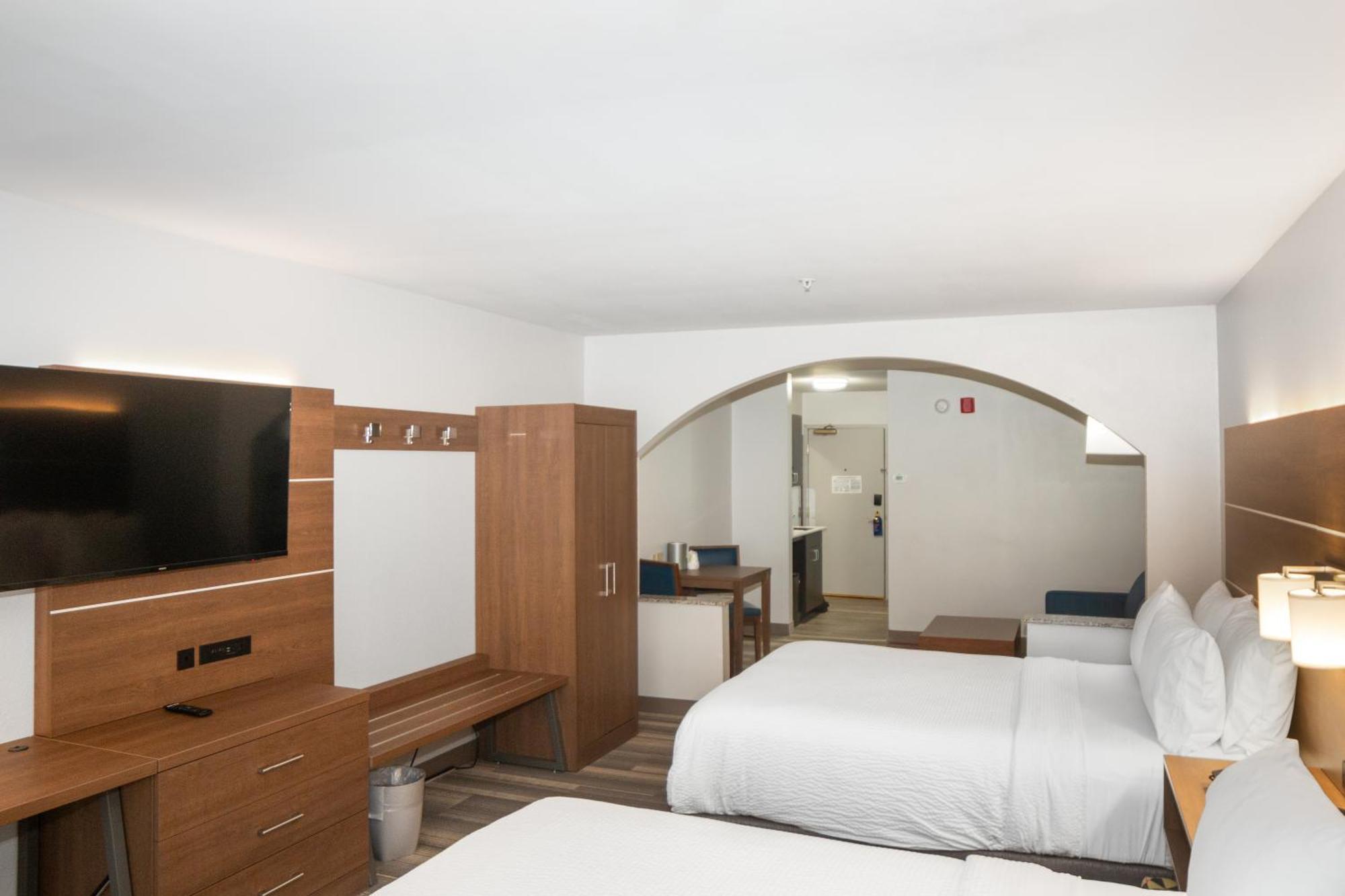 Holiday Inn Express And Suites Stroudsburg-Poconos By Ihg מראה חיצוני תמונה