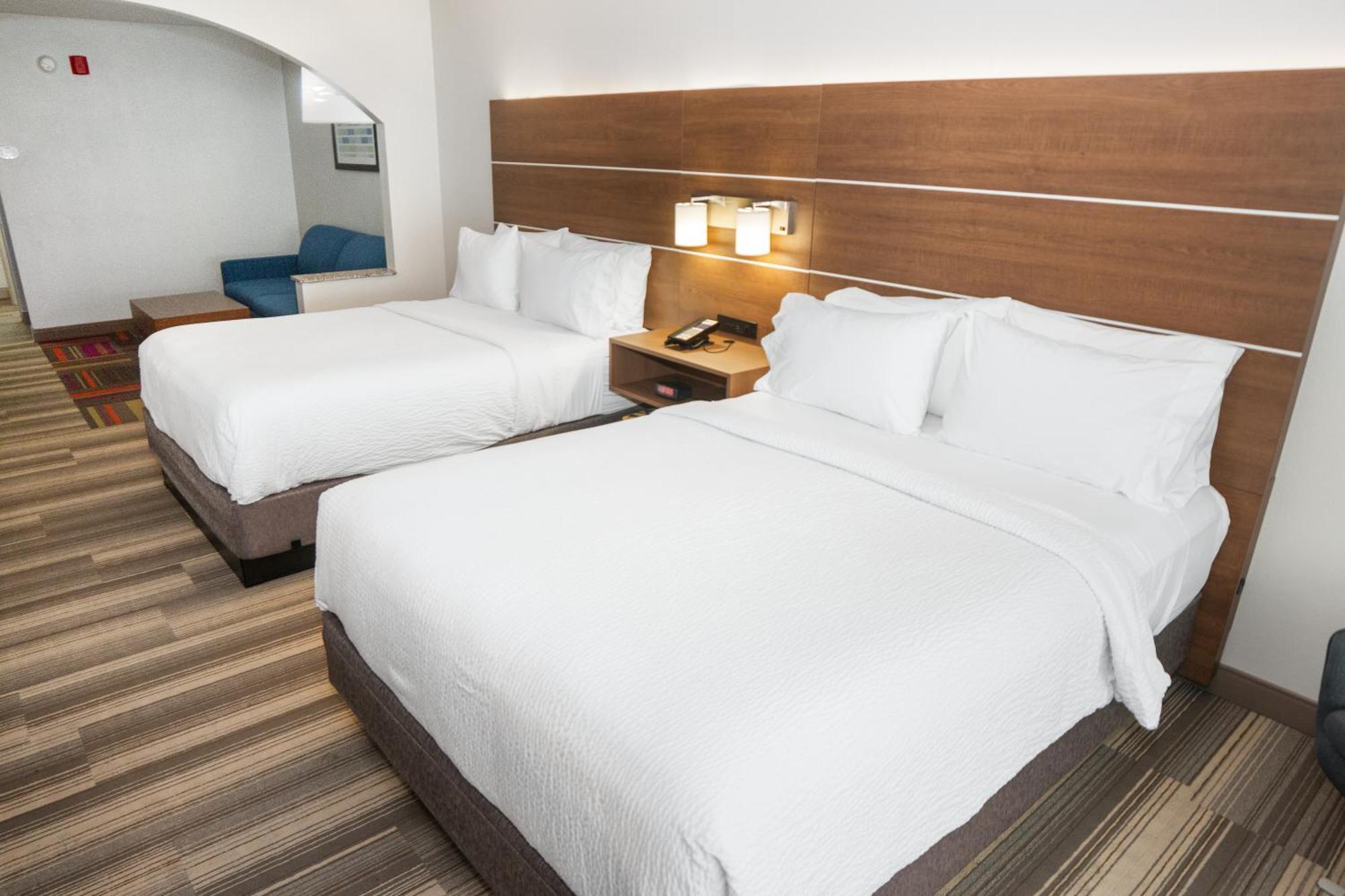 Holiday Inn Express And Suites Stroudsburg-Poconos By Ihg מראה חיצוני תמונה